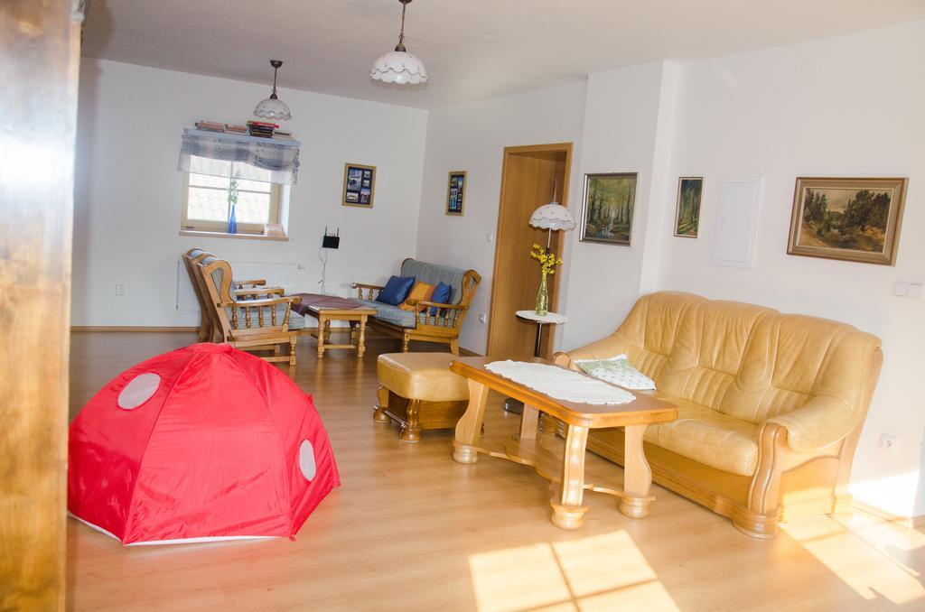 Penzion Pod Hůrkou Hradecna Esterno foto